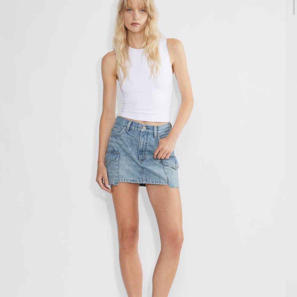 Denim Forum The 90’s Mid-rise Cargo Mini Skirt
